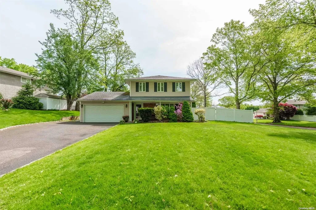 7 Pimlico Drive Commack NY 11725