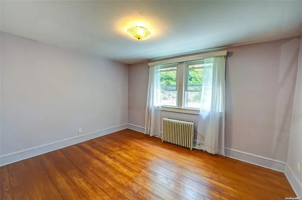 1311 Richland Boulevard Bay Shore NY 11706