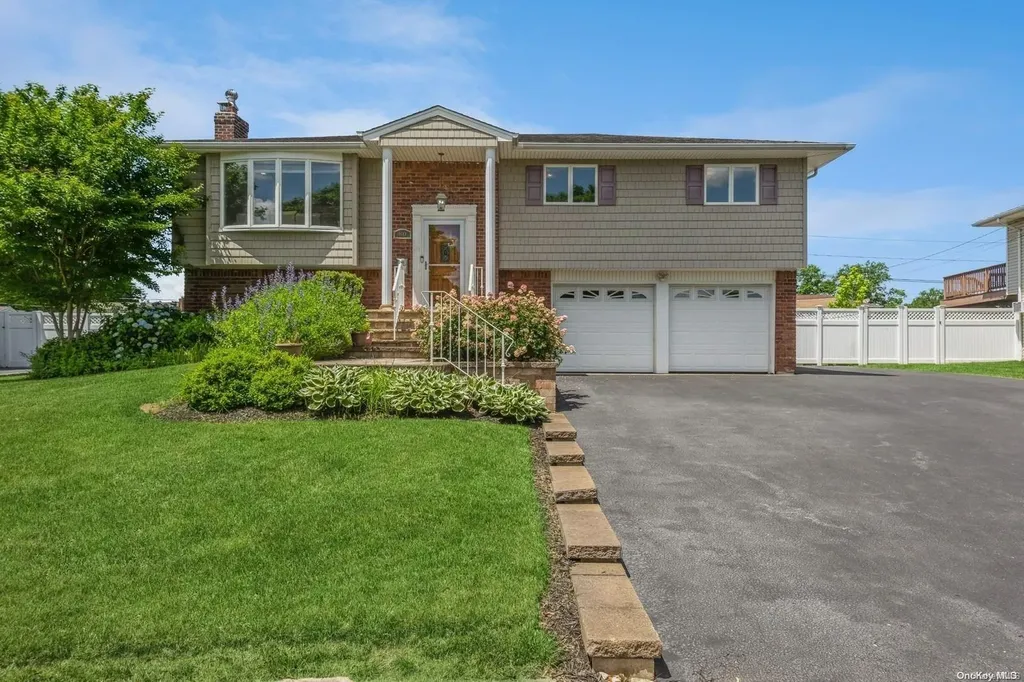 80 Harvest Lane Commack NY 11725