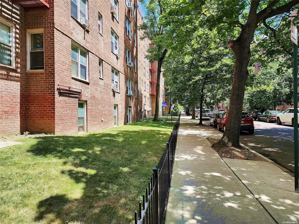 105-21 66th Avenue Forest Hills NY 11375