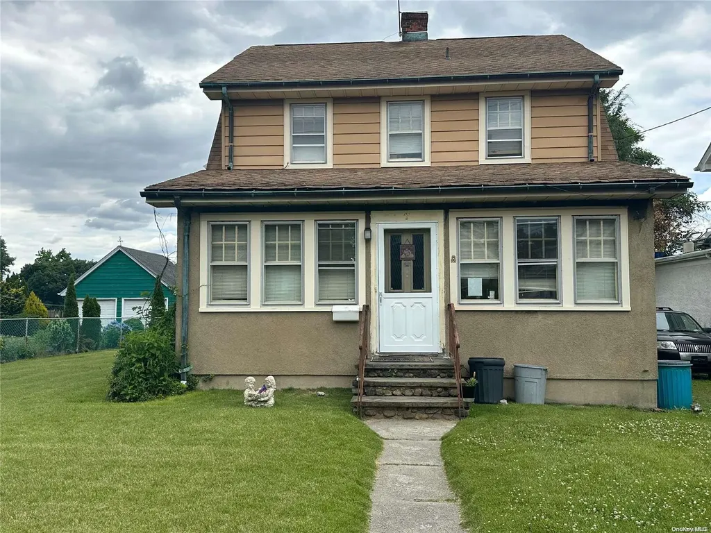 7 Hayden Avenue Great Neck NY 11024