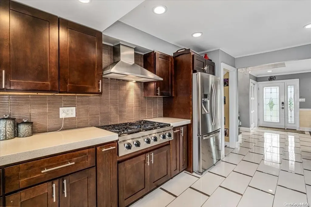63 Audrey Road Westbury NY 11590