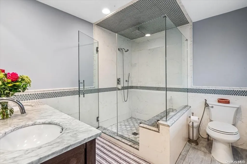 63 Audrey Road Westbury NY 11590