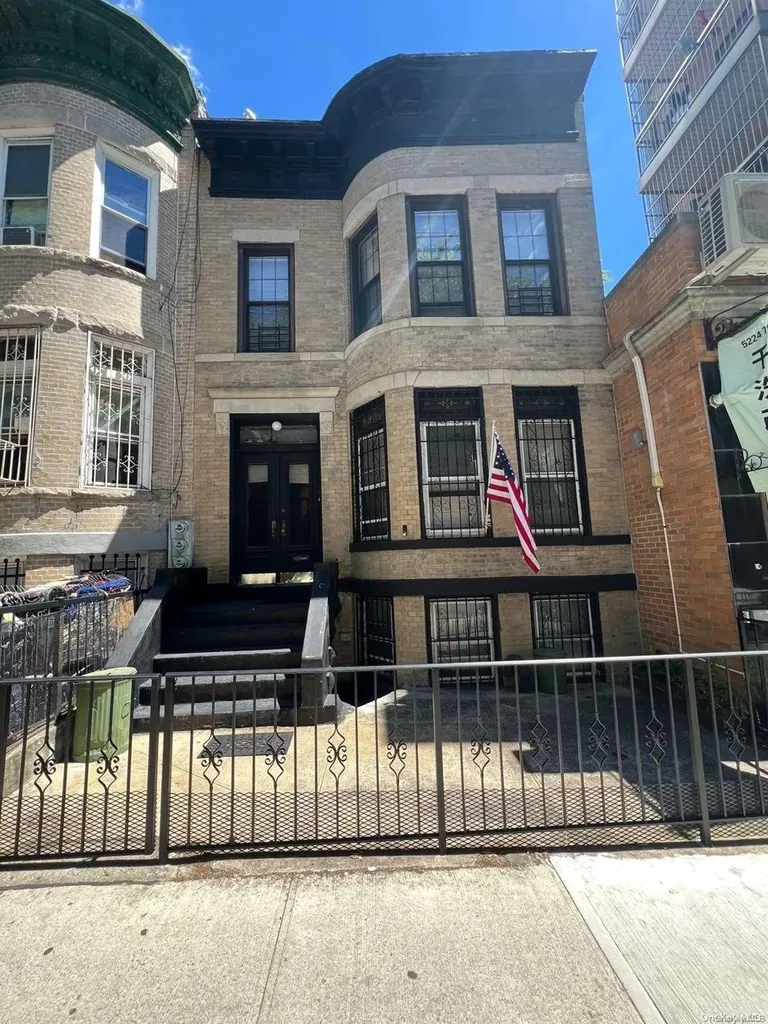663 53rd Street Brooklyn NY 11220