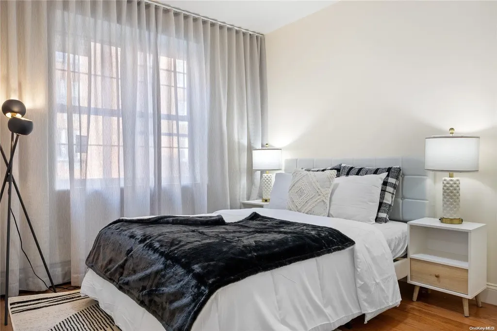 141-15 Cherry Avenue Flushing NY 11355