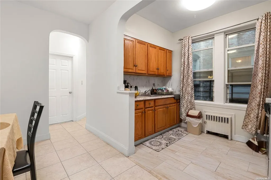 309 E 96th Street Brooklyn NY 11212