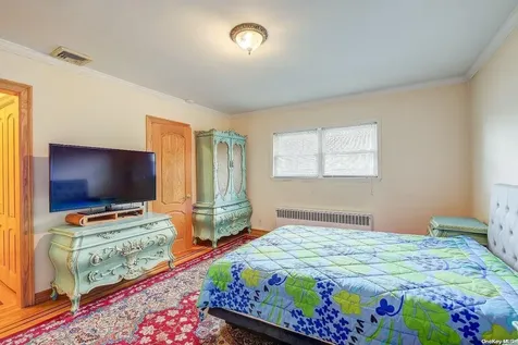 139-14 Grand Central Parkway Briarwood NY 11435