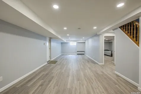 139-14 Grand Central Parkway Briarwood NY 11435