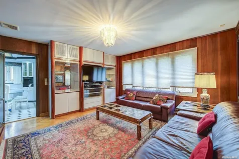 139-14 Grand Central Parkway Briarwood NY 11435