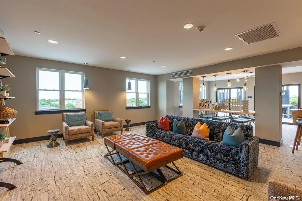 57 Park Avenue Bay Shore NY 11706
