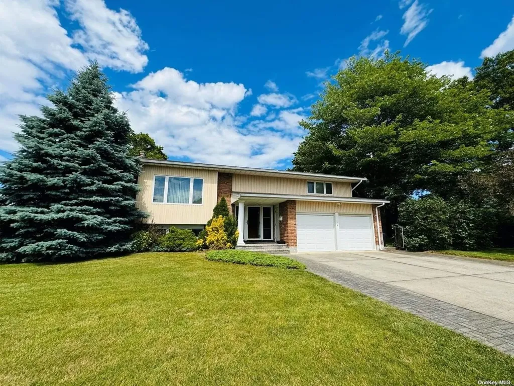 1 Rita Street Syosset NY 11791