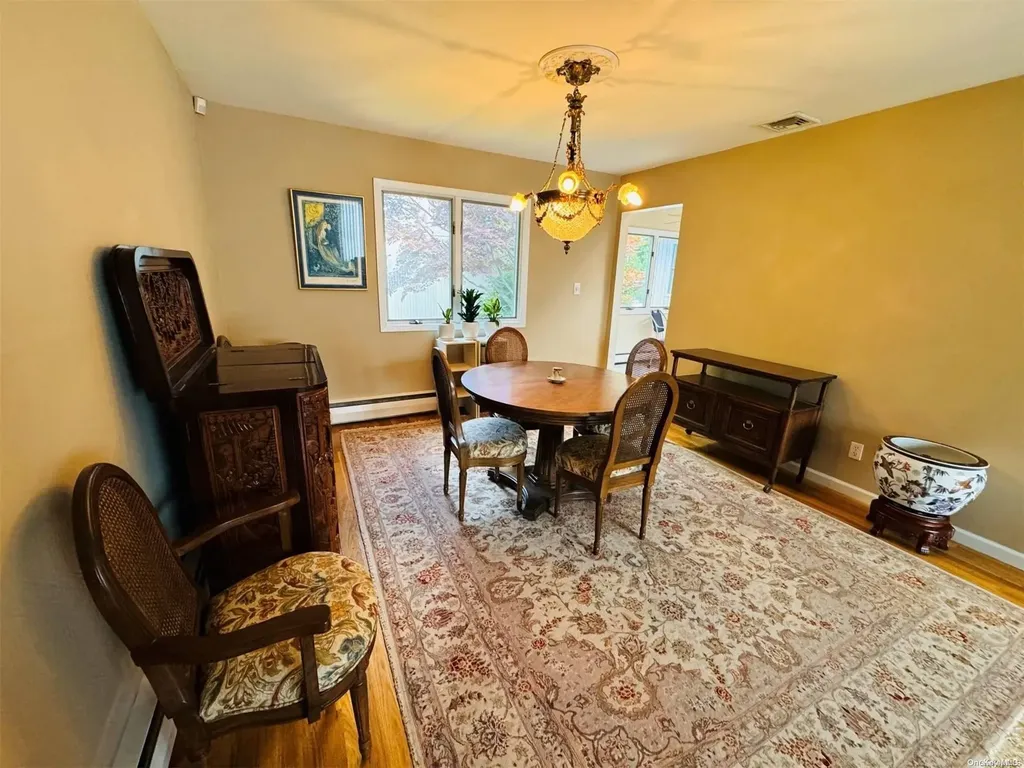 1 Rita Street Syosset NY 11791