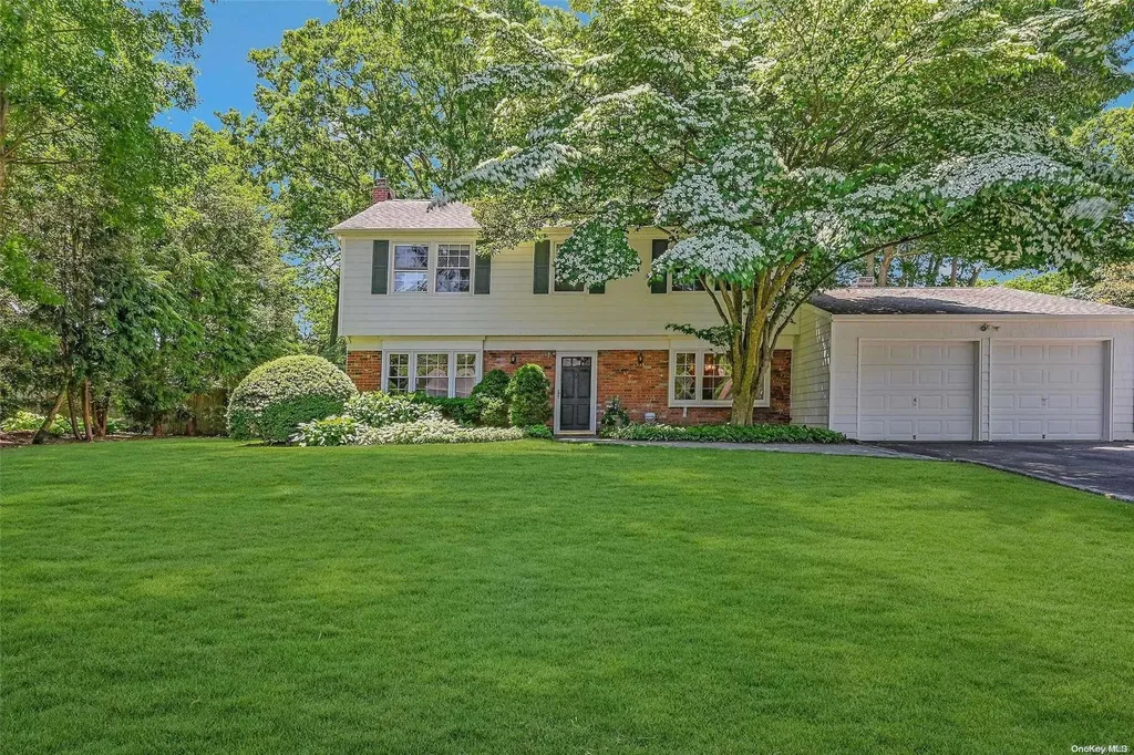 12 Spaulding Lane Stony Brook NY 11790