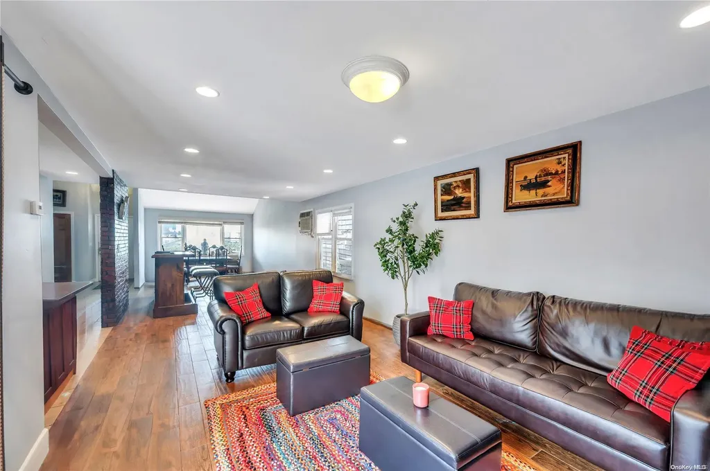 84 Doyle Street Long Beach NY 11561