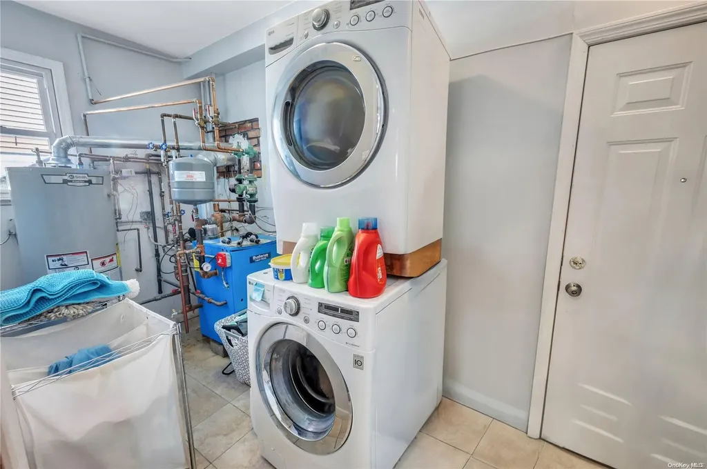 84 Doyle Street Long Beach NY 11561