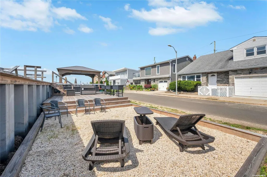 84 Doyle Street Long Beach NY 11561