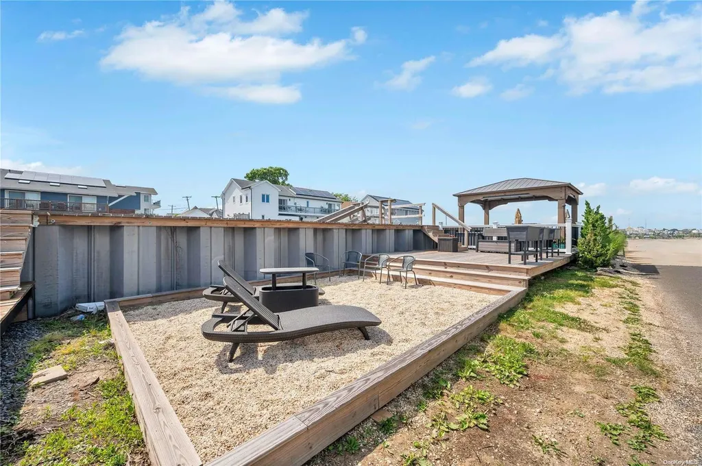 84 Doyle Street Long Beach NY 11561