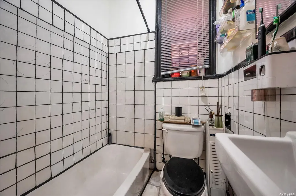 1351 Rockaway Parkway Brooklyn NY 11236