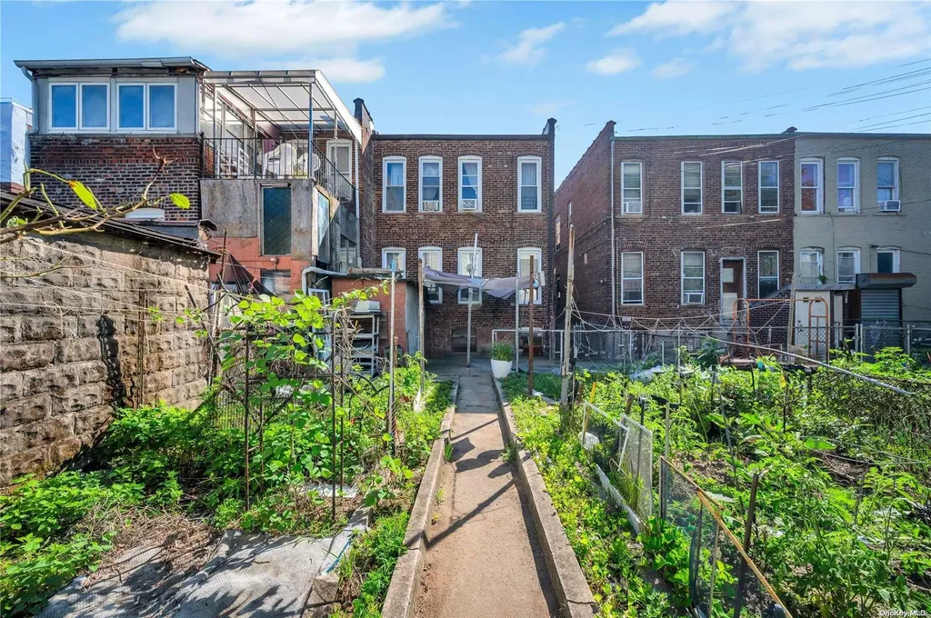 1351 Rockaway Parkway Brooklyn NY 11236