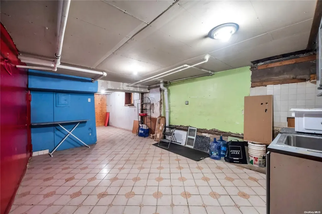 1351 Rockaway Parkway Brooklyn NY 11236