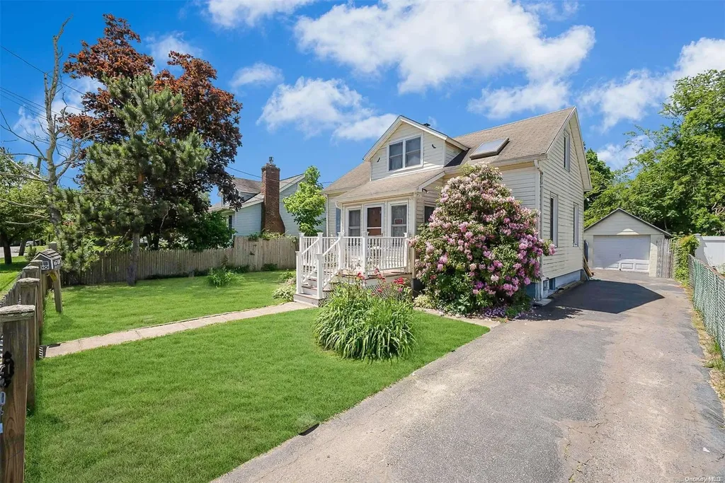 202 Wilson Boulevard Islip NY 11751