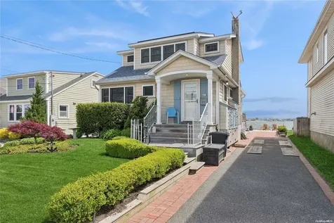 67 Yacht Club Road Babylon NY 11702