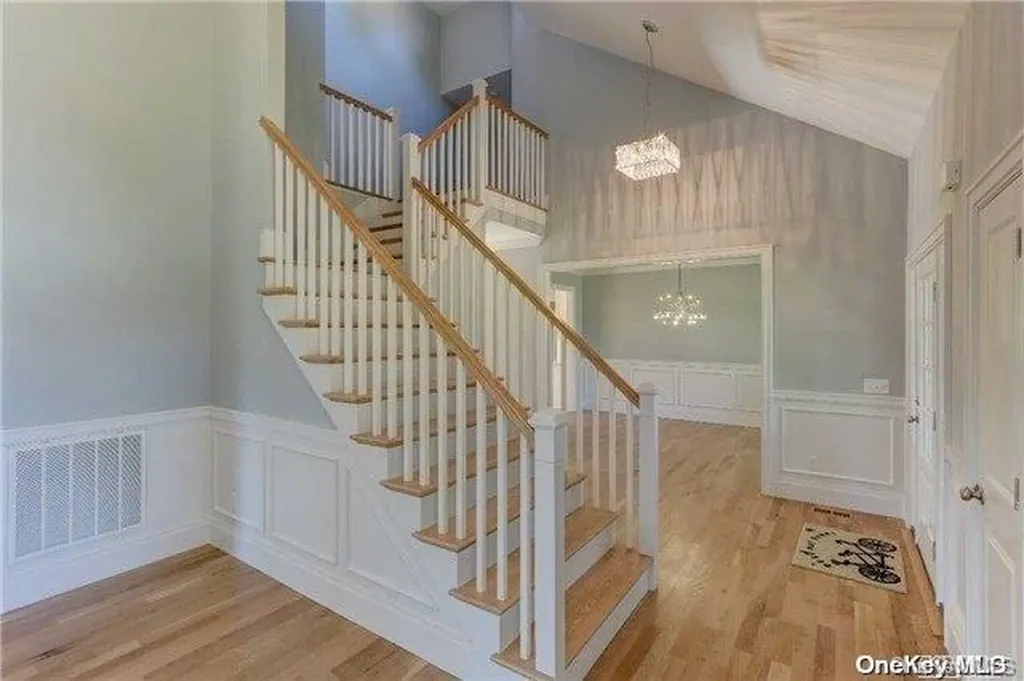 114 West End Drive Shirley NY 11967