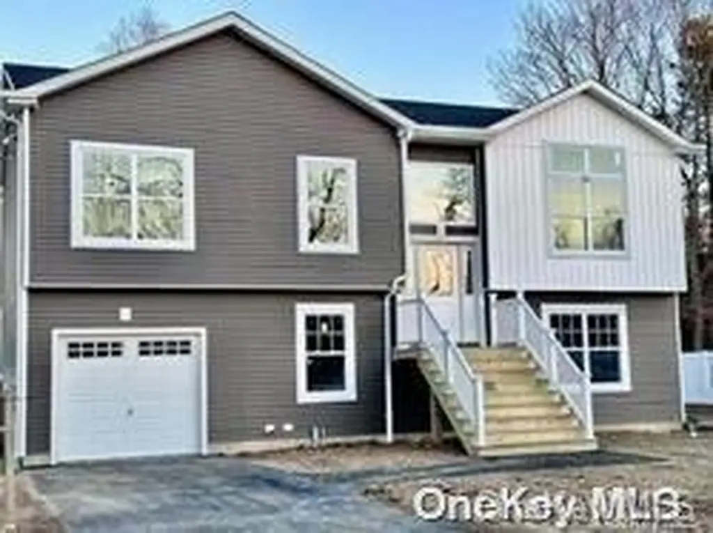 N/c Wavecrest Drive Mastic Beach NY 11951