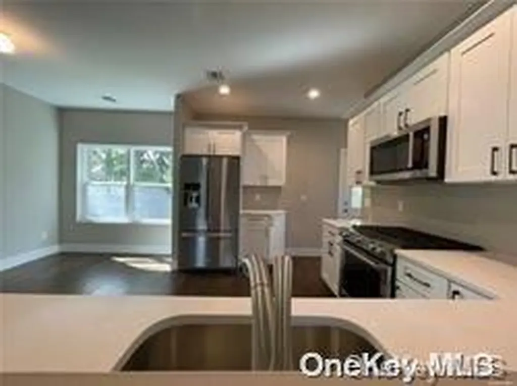 N/c Wavecrest Drive Mastic Beach NY 11951