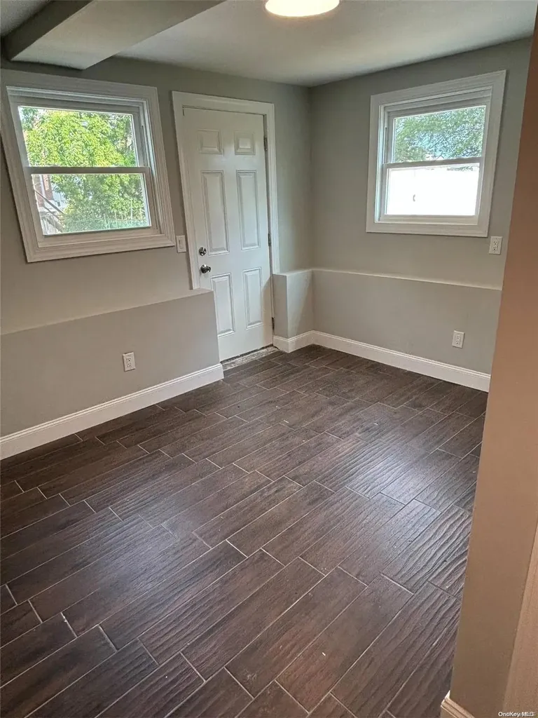 387 Miller Avenue Freeport NY 11520