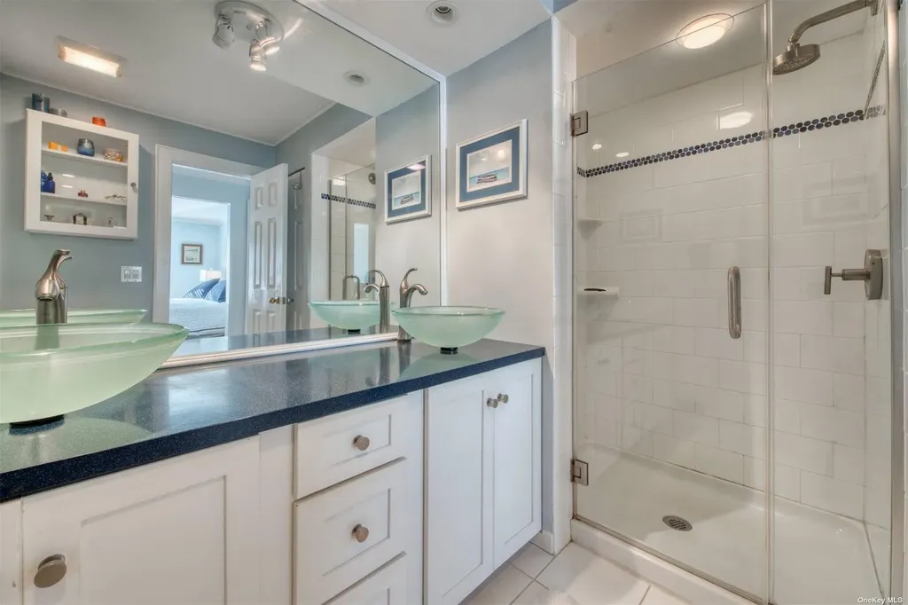 8 Oyster Point Greenport NY 11944