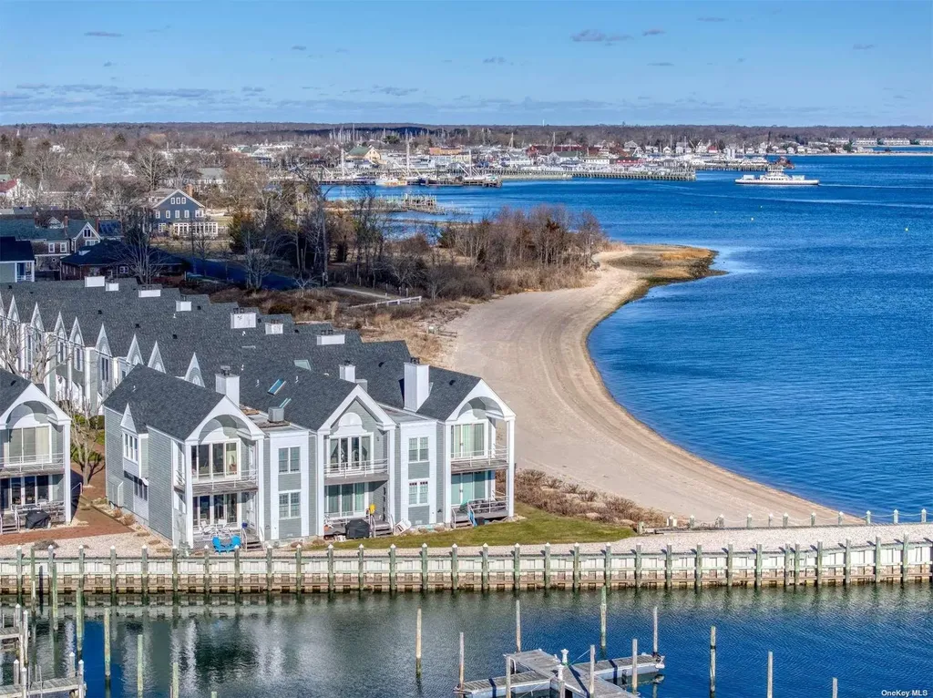 8 Oyster Point Greenport NY 11944