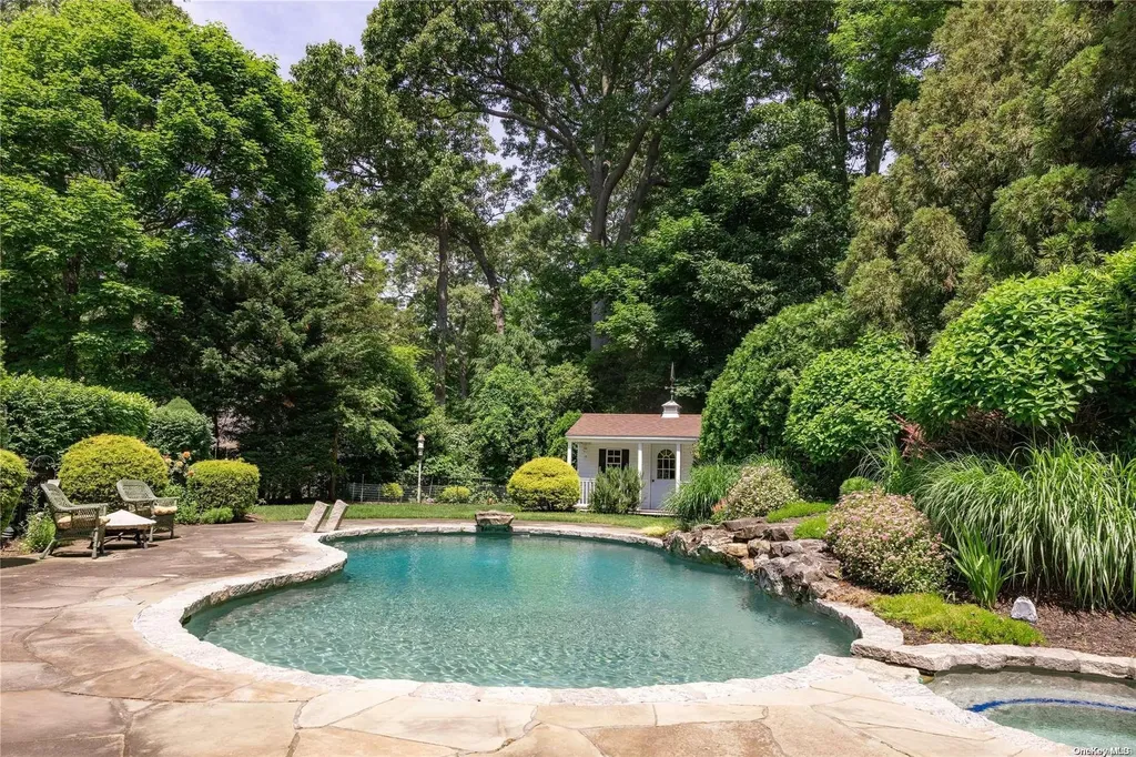 1 Lilac Drive Stony Brook NY 11790