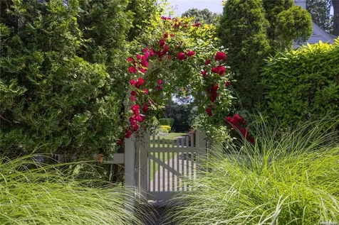 1 Lilac Drive Stony Brook NY 11790