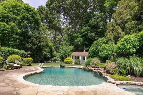 1 Lilac Drive Stony Brook NY 11790