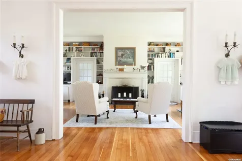 1 Lilac Drive Stony Brook NY 11790