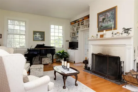 1 Lilac Drive Stony Brook NY 11790