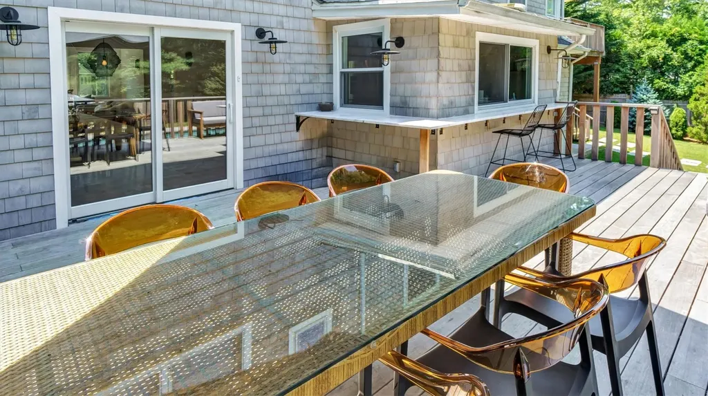 18 Bay View Road Southampton NY 11968