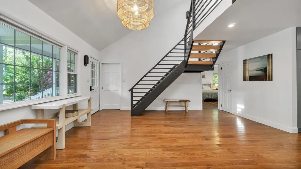 18 Bay View Road Southampton NY 11968