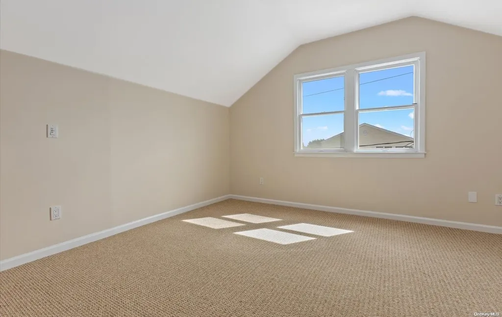 254 Arthur Street Freeport NY 11520