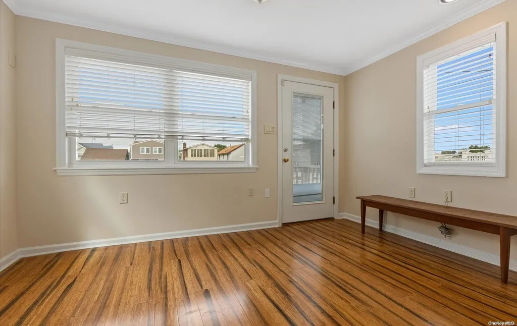 254 Arthur Street Freeport NY 11520
