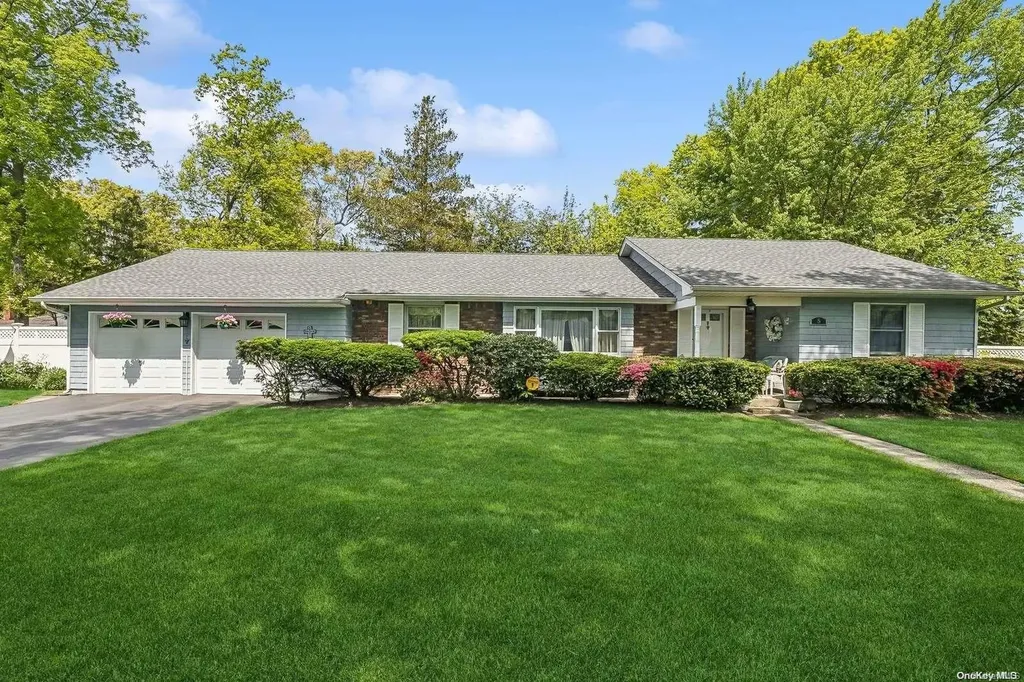 5 Bolan Drive Huntington Station NY 11746