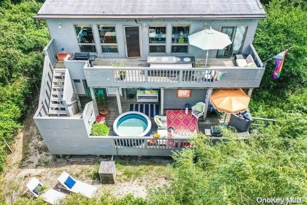 357 Crown Walk Fire Island Pines NY 11782