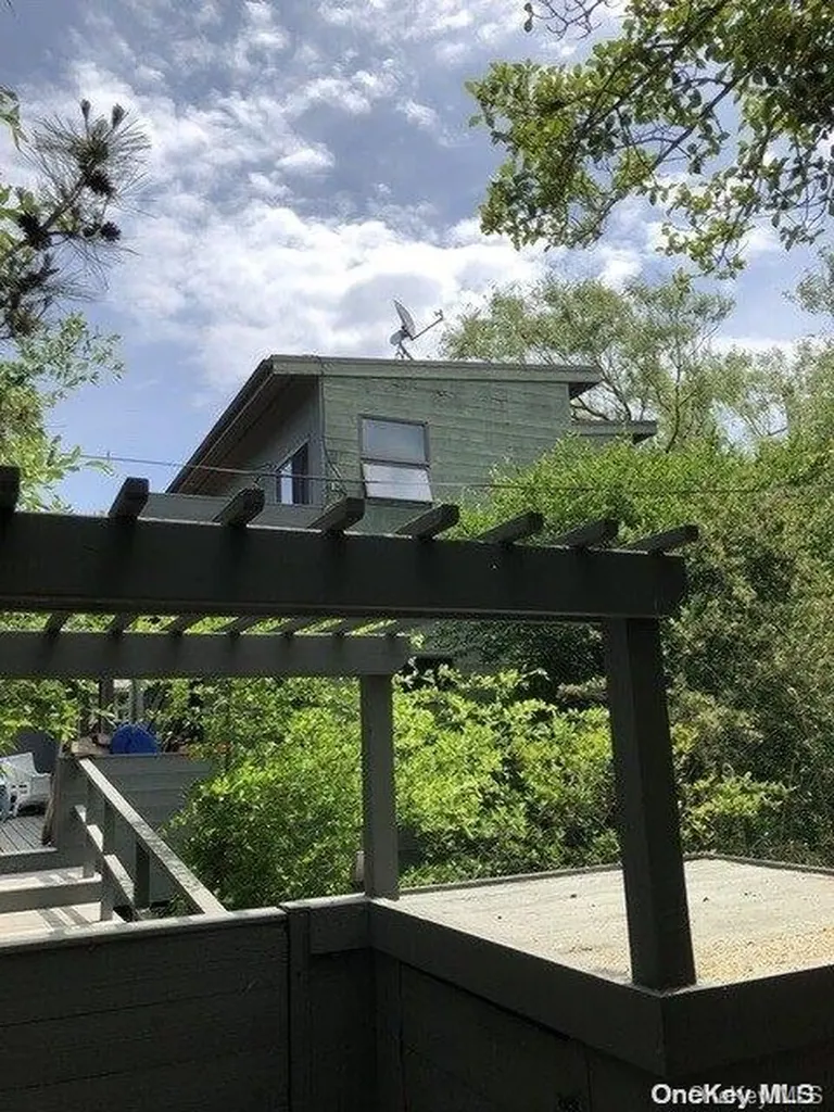 357 Crown Walk Fire Island Pines NY 11782