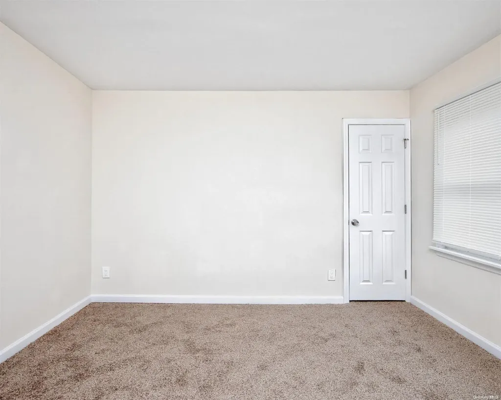 62 Orchid Drive Mastic Beach NY 11951