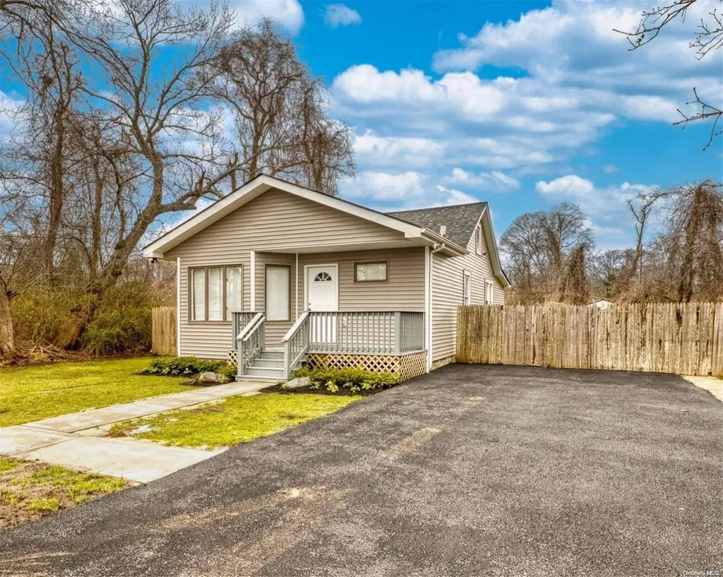 62 Orchid Drive Mastic Beach NY 11951