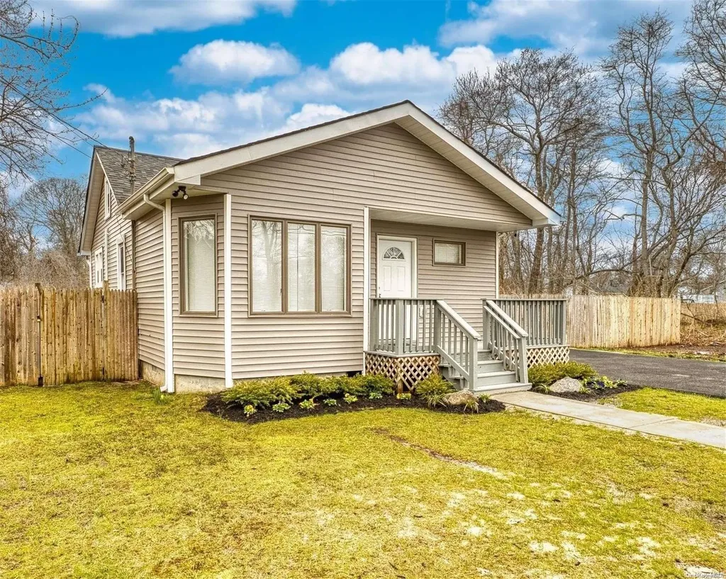 62 Orchid Drive Mastic Beach NY 11951