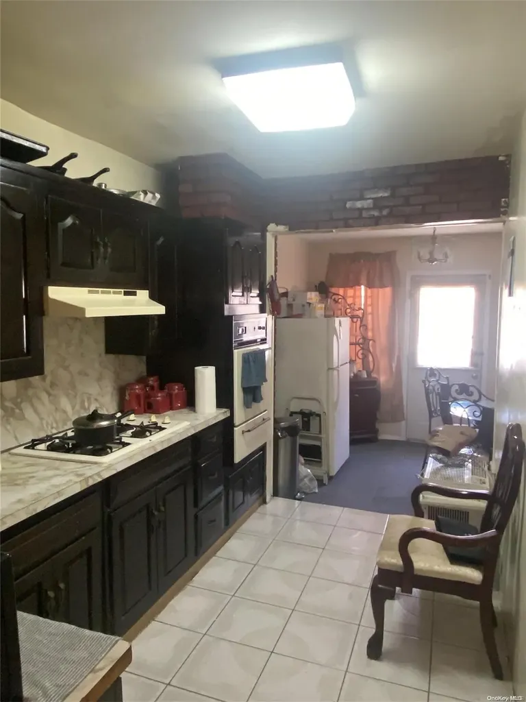 912 E 89th Street Brooklyn NY 11236