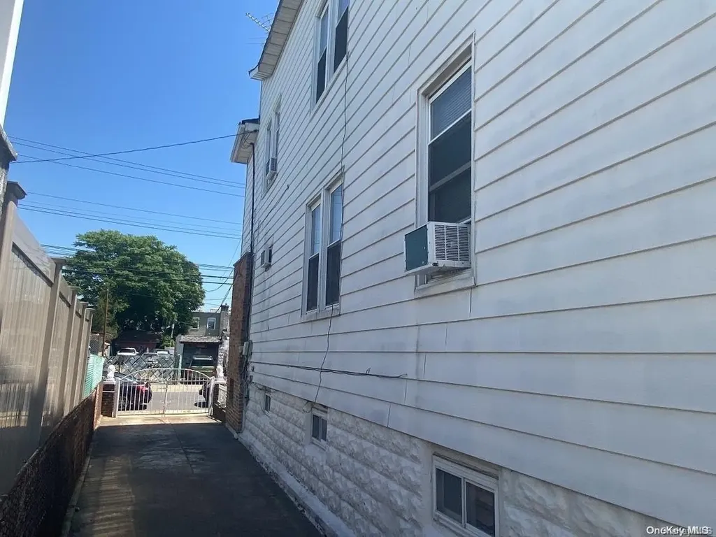 912 E 89th Street Brooklyn NY 11236