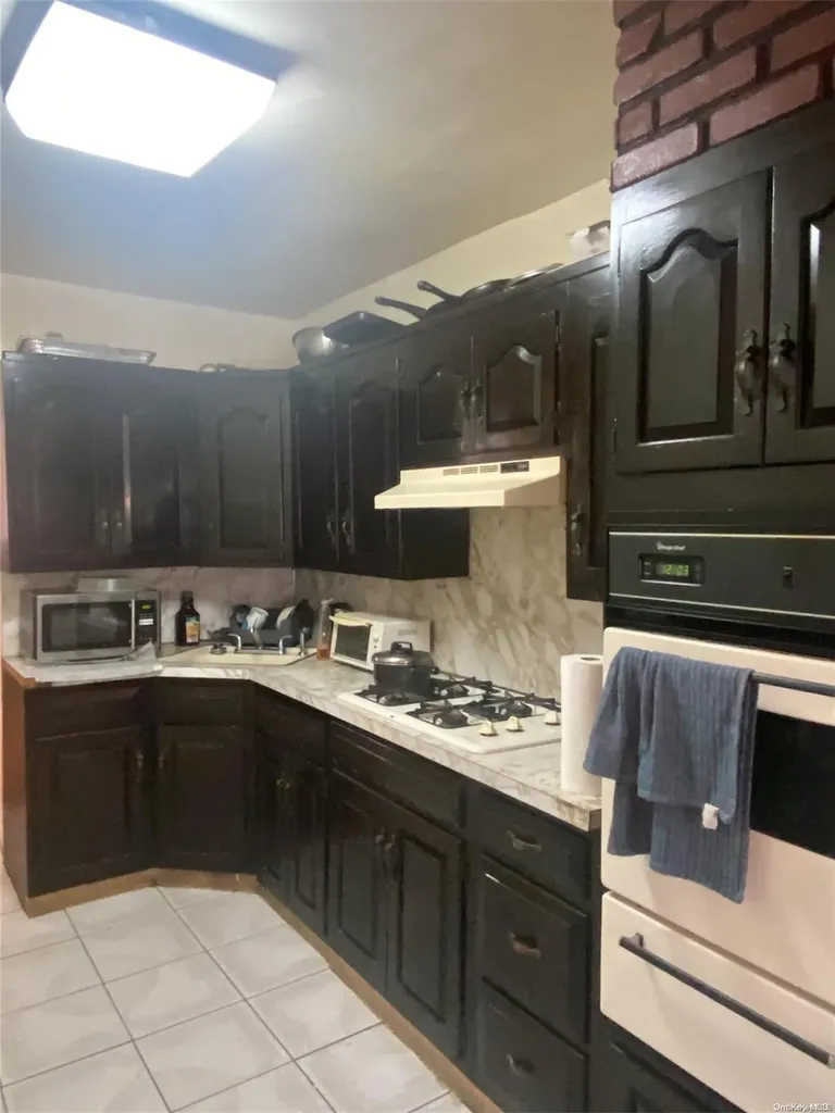 912 E 89th Street Brooklyn NY 11236